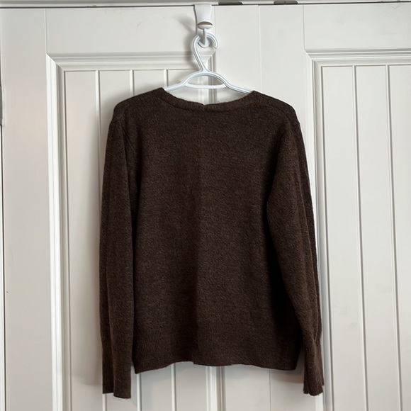 Cross front sweater - Picture 3 of 3